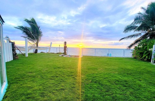 Hauula Villa | Only Estate w/PrivateBeach|3Spas|THTR|JurassicPark|#1 Rental in Hawaii|3 beachfront Jacuzzis|90-inch Theater Room