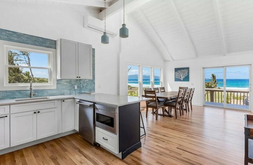 Laie House | Pacific Pearl Beachfront Estate