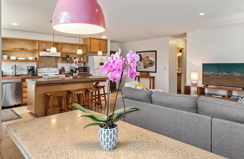 Paia House | Paia Family Cottage - Walk to everything in Paia Town