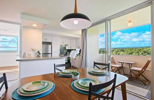 Hilo Condo | Penthouse Paradise 2 Bedroom Apartment on the water, overlooking Hilo Bay!