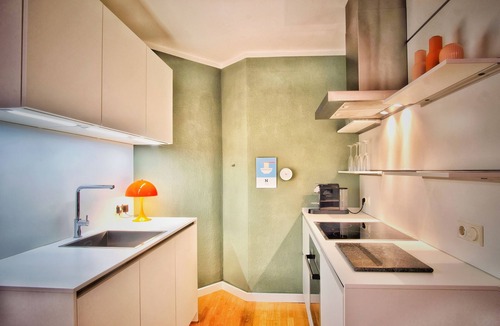 Binz Apartment | Perfect location in the heart of Binz, directly opposite the Kurhaus and beach.