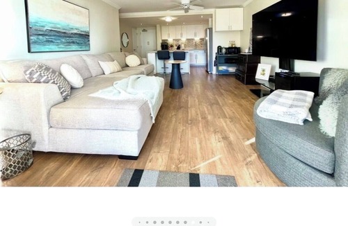 Ala Moana Condo | Perfect Ocean view 2-bedroom condo that’s centrally located near Ala Moana beach