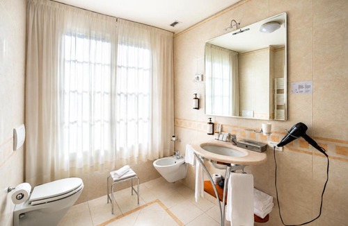 Susegana Hotel | Phi Hotel Astoria