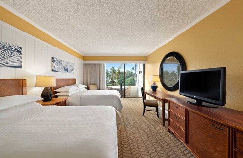 Keauhou Hotel | Plenty Of Fun Things to Do Nearby! 2 Relaxing Units, Whale-watching!