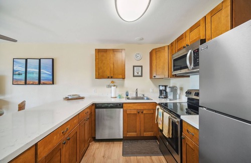 Kapaa Condo | PONO KAI J305 - Steps from the Sandy Beach and Swimming Pool!