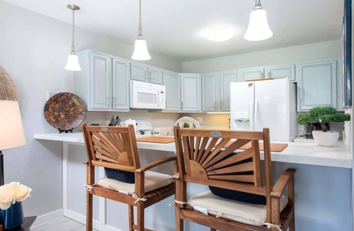 Waikoloa Village Condo | Pools, lanai & BBQ, Beach gear, On Golf Course