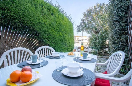 Le Grau-Du-Roi House | Port Nautile by Interhome