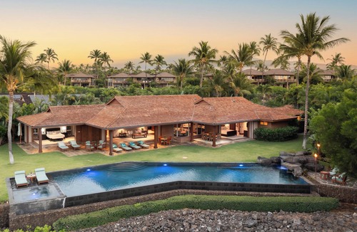 Kaupulehu House | Premier 5BR Hualalai Estate—Infinity Pool, 2 Golf Carts, Ocean Vistas