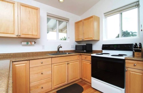 Pupukea Apartment | Prime Sunset Beach Loft! Modern, Spacious & Private + Cold A/C!