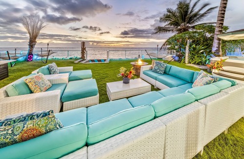 Hauula House | Privat Beach Paradise - Luxe beachfront!
