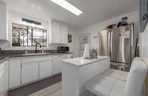 Royal Hawaiian Estates Apartment | Private Volcano Getaway Near Kilauea & Trails
