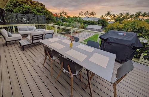 Kamuela House | Puako Beach + Sunsets. Feel the Sea Breeze, Hear Calming Surf. Steps to Beach
