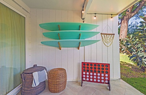 Downtown Lahaina House | Pualei Beach House 3-bedroom townhome in phenomenal Lahaina with WiFi, AC