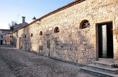 Strassoldo House | R. Ancient home with garden in a castle, near sea, between Trieste and Venice