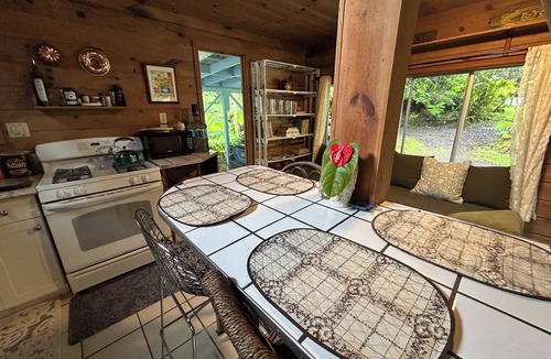 Fern Acres Cottage | Rainforest Retreat Sun Cottage — 30 Minutes from Volcano National Park & Hilo