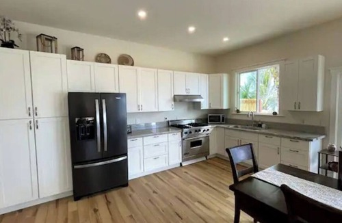 Kalaoa House | Relax and enjoy with amazing views of Kona Sunsets!