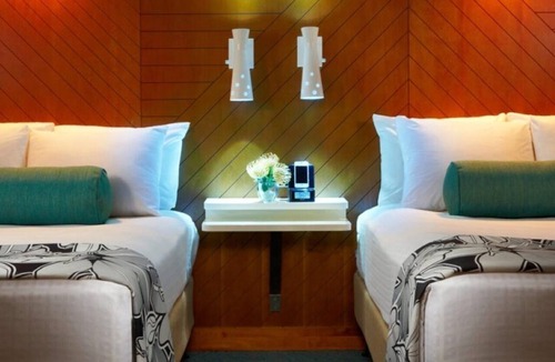 Waikiki Hotel | Relaxed Family Travel: 4 Spacious Rooms Near Waikiki + Free Breakfast