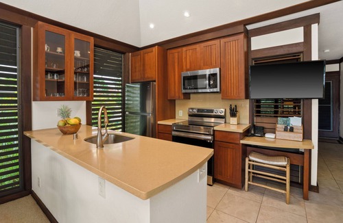 Poipu Condo | Remodeled Top Floor End Unit#49. Perfect location - Sunny & Close to Beach!