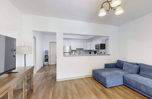 Kalihi Valley House | Renovated Honolulu Guest House with Lush Gardens