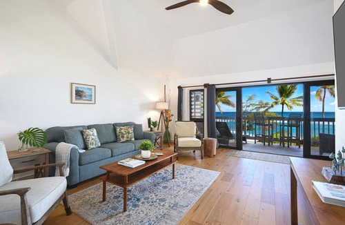 Lihue Condo | Renovation Complete! One Bedroom, Direct Ocean front -Everything inside is New!