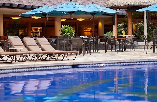 Waikiki Apartment | Right on the Beach! 3 Modern Units for 12, Restaurant, Minutes to Waikiki Beach!
