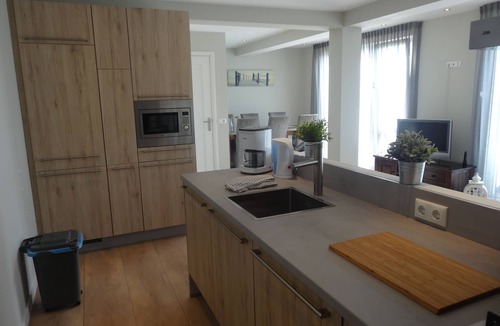 Katwijk Aan Zee Apartment | Seagull/with parking in Parking Garage