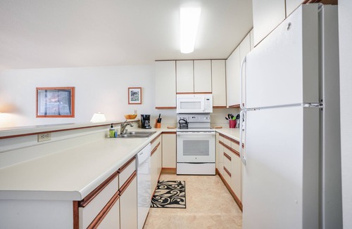 Wailua Condo | "Seas The Day: Oceanview Escape with Stunning Views at Wailua Bay View – Ground Floor Bliss!"