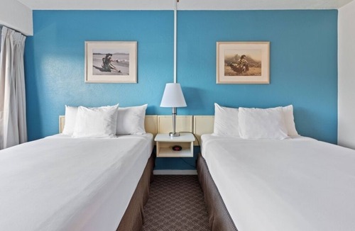 Kahului Hotel | Seaside Retreat | 2 Pet-Friendly Units | 4.7 mi to Maui Tropical Plantation