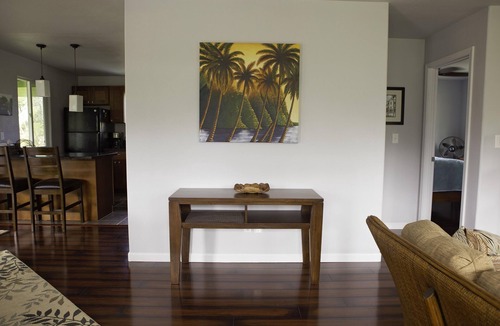 Keaau House | Secluded garden bungalow in the jungle with air conditioning.