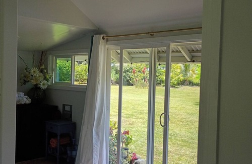 Keaau Cottage | Serene 1-bedroom modern cottage in Keaau perfect for a relaxing getaway.