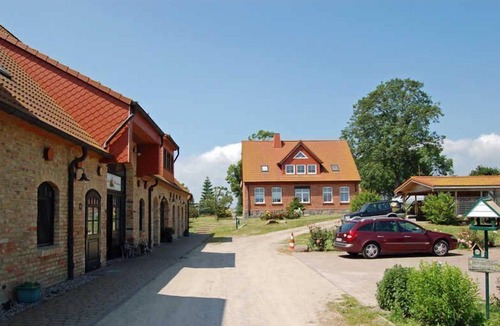Putbus House | Sleeping berth in Heukoje (Box 2) - Hay bunks on the farm