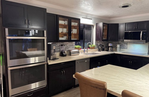 Keaau House | Spacious 5-bedroom house with WiFi, fitness room in enchanting Keaau
