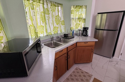 Waimea House | SPECIAL RATE - New Waimea Listing 2BR/2BA
