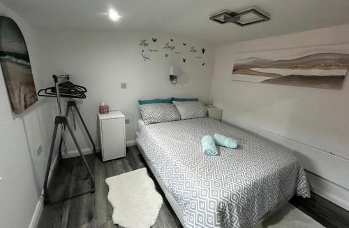 Killotteran Apartment | Stardust Studio E32AK40