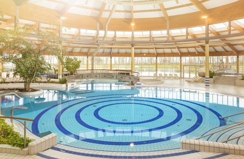 Lobbe Apartment | Strandresort Rex Rugia Ferienwohnung 29-5 mit gratis Sauna- und Schwimmbadnutzung im AHOI Sellin