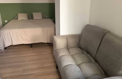 Aix-les-Bains Apartment | STUDIO COSY AIX LES BAINS