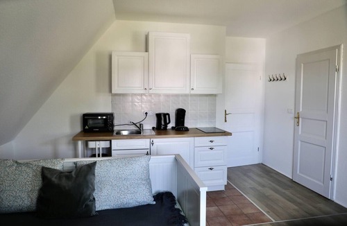 Dargun Apartment | Studio in Dargun mit Pool am Kummerower See
