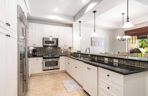 Kulalani Condo | Summer Deal Mauna Lani Resort Townhome with Pool and Beach Access