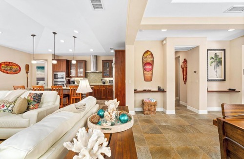 Keauhou House | Summer Deal Oceanfront Kona 3BR Home with Pool and Hot Tub