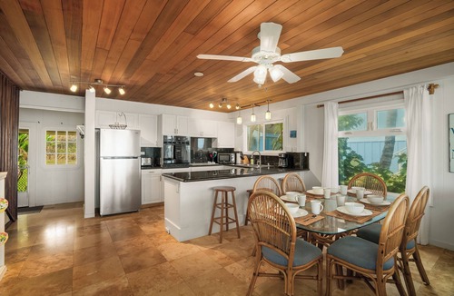 Anahola House | Summer Deal Oceanfront Kauai 2BR Home with Direct Beach Access