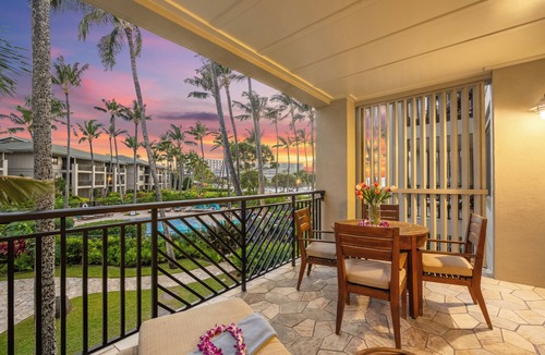 Kahuku Villa | SUMMER REDUCED! Villa 315 Ocean views every bedroom!