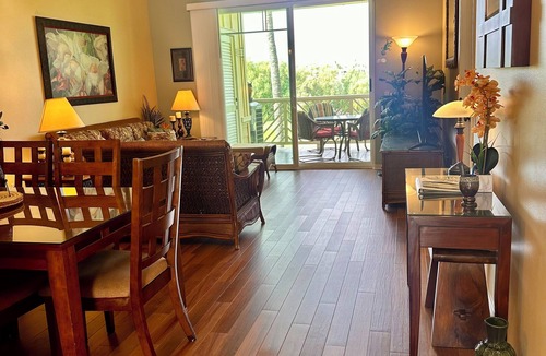 Waikoloa Condo | SUPER SALE AUG 4-8 ! Luxury Penthouse, Golf View, Gourmet kitchen, Sleeps 6