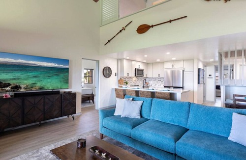 Waikoloa Village Apartment | Sweeping Views - Spacious 3 Bds!