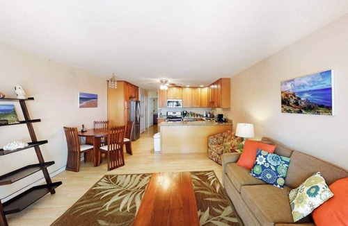 Ualapue Apartment | Take In Water Views from a Condo with Pool, Tennis & Free WiFi