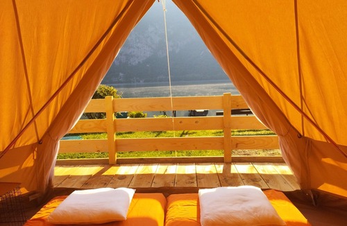 Novalaise RV Rental | Tanganyika-Tent-Queen-Ensuite with Shower-Lake view