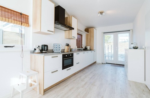 Ouddorp House | Tastefully decorated holiday home with a modern and light appearance that has been decorated with love and care.