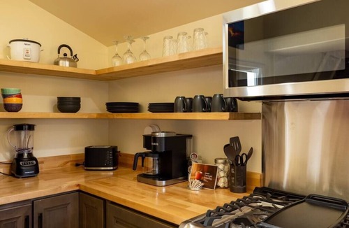Hawi House | The Barn at Kohala