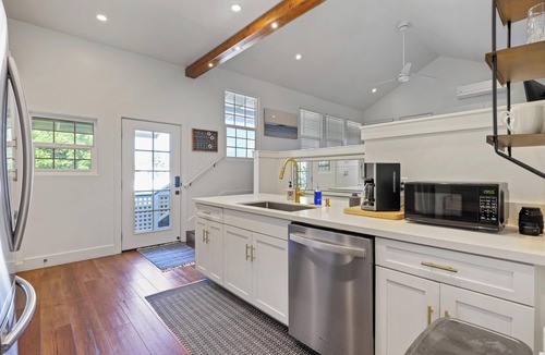 Wailuku House | The Blue Door on Church Street | Entire Home