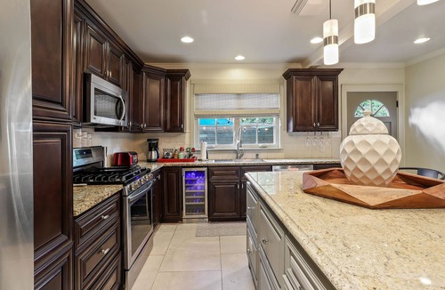 Roseland Terrace Historic District House | The Garden District Retreat - close to everything!