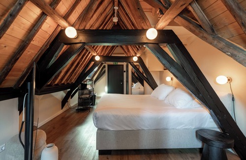 Delft Hotel | This hotel is a 1 bedroom(s), 1 bathrooms, located in Delft, Zuid-Holland.